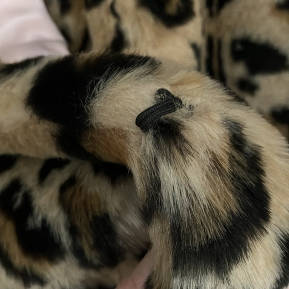 Topshop leopard faux fur coat! - Picture 7 of 9